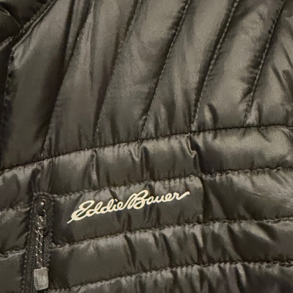 Eddie Bauer Men's First Ascent Black Puffer Jacket - Picture 3 of 8